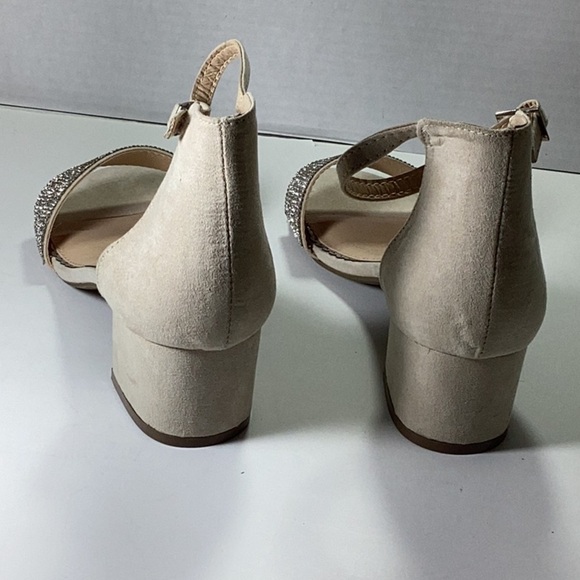 Sugar
Noelle 4 Dress Sandal - Picture 8 of 9